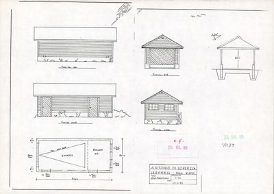Bildet viser fasadetegninger for en garasje sett fra flere vinkler (front, side, og et snitt).