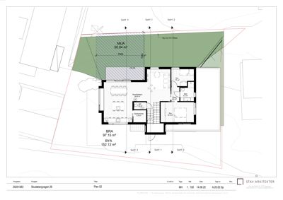 Etasjeplan (Plan 02) som viser romfordeling, arealer (BRA, BYA, MUA) og snittlinjer for bygningen på Skudebergvegen 26.