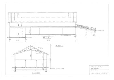Snittegning (Snitt A-A og B-B) som viser bygningens høyde, takhøyde, konstruksjon og grunnplan.