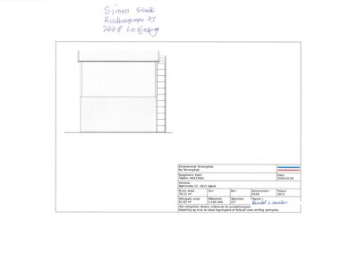 Fasadetegning (opprikk) av en bygning sett fra siden, med en trapp på venstre side.