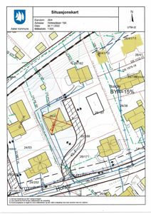 Situasjonskart som viser eiendomsnummer, adresse, naboeiendommer og bygningers plassering på tomta.