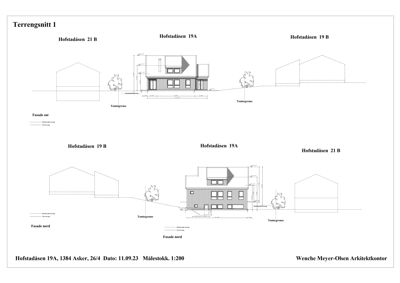 Terrenngnitt som viser bygningens høyde i forhold til terrenget og nabotomter.