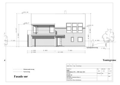 Fasadetegning av bygning sett fra sør, med mål og terrengforhold