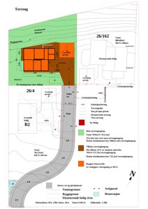 Situasjonsplan som viser tomtsgrenser, terrengforhold, eksisterende og ny bygningsplassering samt tilhørende teknisk informasjon.