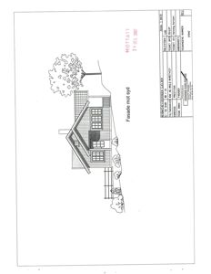 Fasadetegning av en bolig sett fra sør (mot syd) med tegning av tak, vinduer og omgivende beplantning.