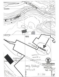 Situasjonsplan som viser topografi, eksisterende og planlagt infrastruktur (flytebrygge), samt koordinater og mottatt dato.