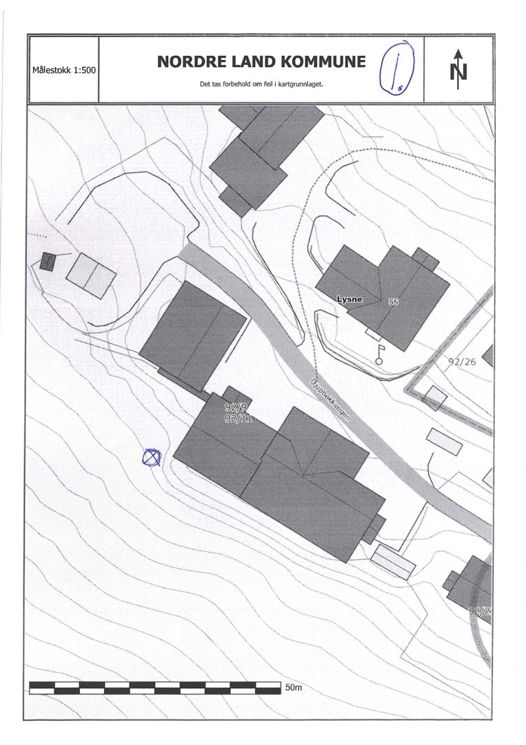 Situasjonsplan for Nordre Land kommune som viser tomtene, bygninger og terrengforhold.