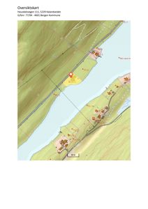 Oversiktskart over Kalandseidet som viser topografi, veier, eiendommer og adressen Hausdalsvegen 111.