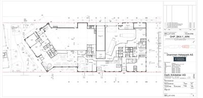 Etasjeplan (Plan 01) som viser romfordeling, veggkonstruksjoner og innvendig oppsett av et bygg.