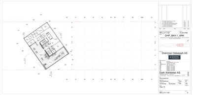 Etasjeplan (etasjeplan) som viser romfordeling, vegger og inngangspunkt i et bygg.