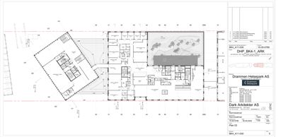 Etasjeplan eller romfordeling for en bygning, med rombetegnelser og dimensjoner.