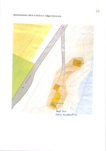 Situasjonsplan som viser tomtens beliggenhet i forhold til nabotomter, vegnett og topografi.