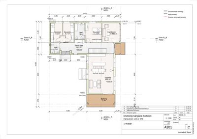 Etasjeplan (1. etasje) som viser romfordeling, mål og høyder.
