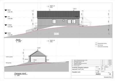 Snittegning (Snitt A_A) som viser bygningens høyder, etasjer og terrengforhold.