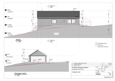 Snittegning (Snitt A_A) som viser tverrsnittet av en bolig og en garasje, inkludert høydeangivelser og terrengforhold.