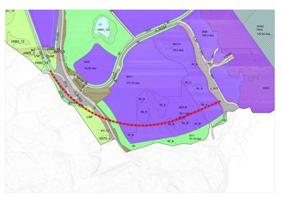 Situasjonsplan som viser tomtedeling, arealbruk (fargekodet), vegnett og høydemålinger.