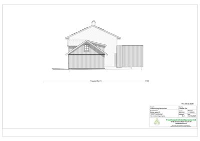 Fasadetegning som viser bygningens utseende fra fronten, inkludert takform, vinduer og fasadematerialer.