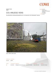 Fotografi av et anleggsområde med grus, en bygning og utstyr, inkludert et innfelt bilde av grus.