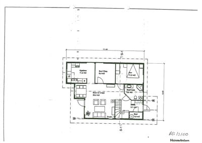 Etasjeplan (Hovedplan) som viser romfordeling, dimensjoner og areal for et hus.