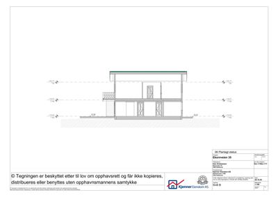 Snittegning som viser bygningens tverrsnitt, høyder, trapp og vinduer.