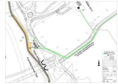 Situasjonsplan som viser plassering av et fremtidig tunnelanlegg (Tråk) i forhold til eksisterende infrastruktur, med angitte dimensjoner og ruter for pumpestillasjon.