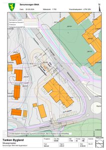 Situasjonsplan som viser tomt, bygninger, veier og infrastruktur for Tanken Byland.