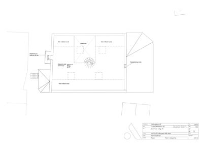 Etasjeplan som viser romfordeling, trapp og utvidelser.
