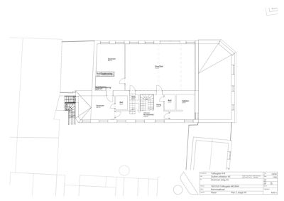 Etasjeplan (2. etasje) som viser romfordeling, dører, vinduer og stueplasseringer.