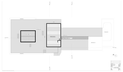 Etasjeplan (topplan) som viser romfordeling, vegger og plassering av et trapphus.