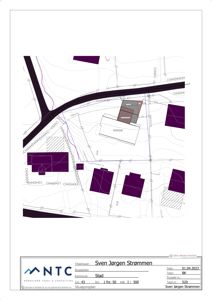 Situasjonsplan som viser tomt, bygninger, veier og terrengforhold.