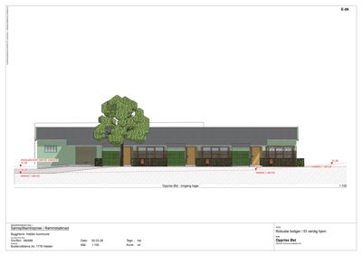 Oppriss (fasadetegning) av en bygning med angitte høyder og terrengforhold.