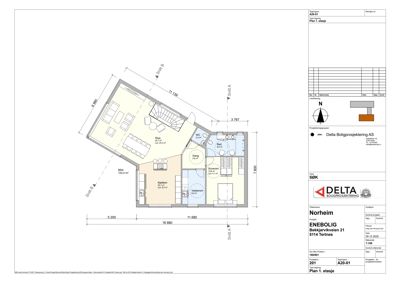 Etasjeplan (1. etasje) for en bolig med romfordeling, dimensjoner og orientering.