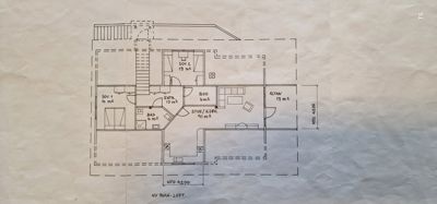 Etasjeplan (plantegning) som viser romfordeling, mål og funksjon for et loft.