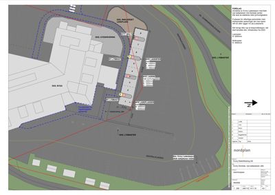 Situasjonsplan som viser plassering av nye ladeplasser i forhold til eksisterende bygninger, veier og parkeringsområder.