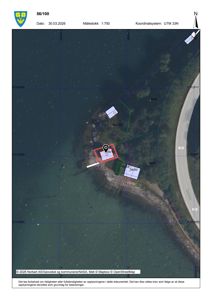 Situasjonsplan som viser tomtens plassering i forhold til nabolag, vei (Vestvågøyvegen) og koordinatsystem (UTM 33N).