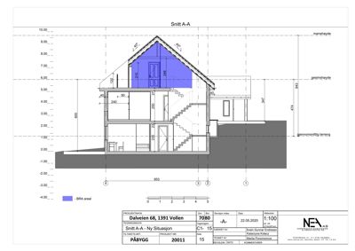 Snittegning (Snitt A-A) som viser tverrsnittet av en bygning med høyde- og breddeangivelser.
