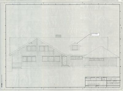 Fasadetegning av en bygning sett fra syd (SØD), med detaljer om vinduer, dører og takform.