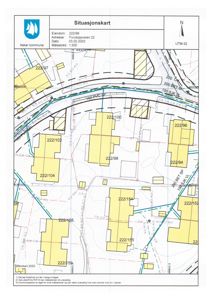 Situasjonskart som viser eiendomsnummer, adresse, dato, målestokk og bygningsplassering i forhold til veier og naboeiendommer.