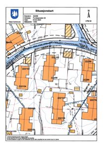 Situasjonskart som viser eiendomsnummer, adresse (Furutoppveien 22), dato og nabolag med bygninger.