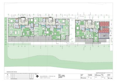 Etasjeplan (Plan 1. etasje) som viser romfordeling, funksjoner og dimensjoner for en bygning.