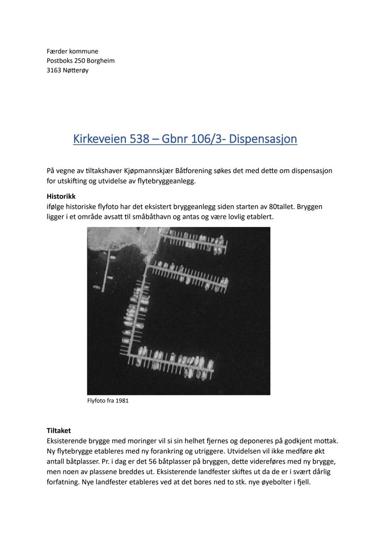 Historisk flyfoto fra 1981 som viser et eksisterende bryggeanlegg med båtplasser.