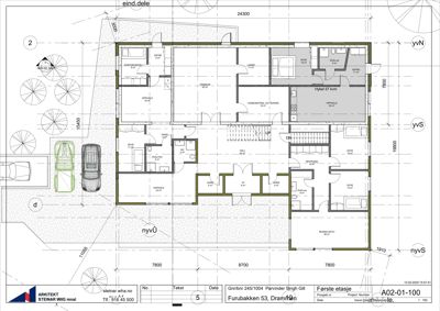 Etasjeplan (første etasje) som viser romfordeling, mål og funksjoner i en bolig.