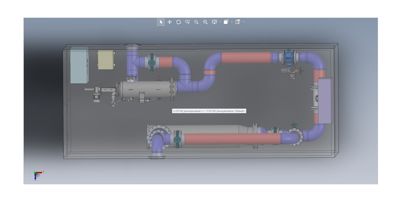 3D-modell av en teknisk anleggsmaskin (t.d. varmeveksler eller pumpe) med tilhørende rørledninger og armaturer, vist i et snitt eller isometrisk perspektiv.