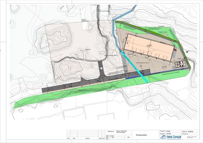 Situasjonsplan som viser tomtens topografi, bebyggelse, veier og arealbruk.