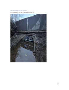 Fotografi av et innhaustkum (TCG) med overløpsrør i en byggesak.