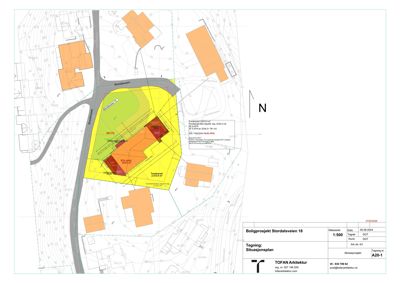 Situasjonsplan som viser tomtens beliggenhet, grenser, høydemålerlinjer, eksisterende og planlagt bebyggelse samt vegforhold.