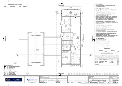 Etasjeplan (Fasade 3) som viser romfordeling, dører, vinduer og mål for et leilighetsbygg.