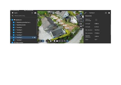 Bildet viser et 3D-kart eller flyfoto med overlagte tekniske data, høydekurver og målinger, typisk fra et GIS-system eller planleggingsverktøy.