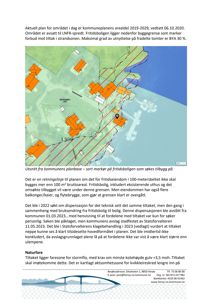 Et kart som viser et område med bygninger (markert oransje) og en rød retningslinje for utbyggingsgrense.