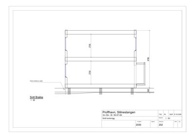 Snittegning (Snitt Brakke) som viser tverrsnittet av en bygning med høydemål og konstruksjonsdetaljer.